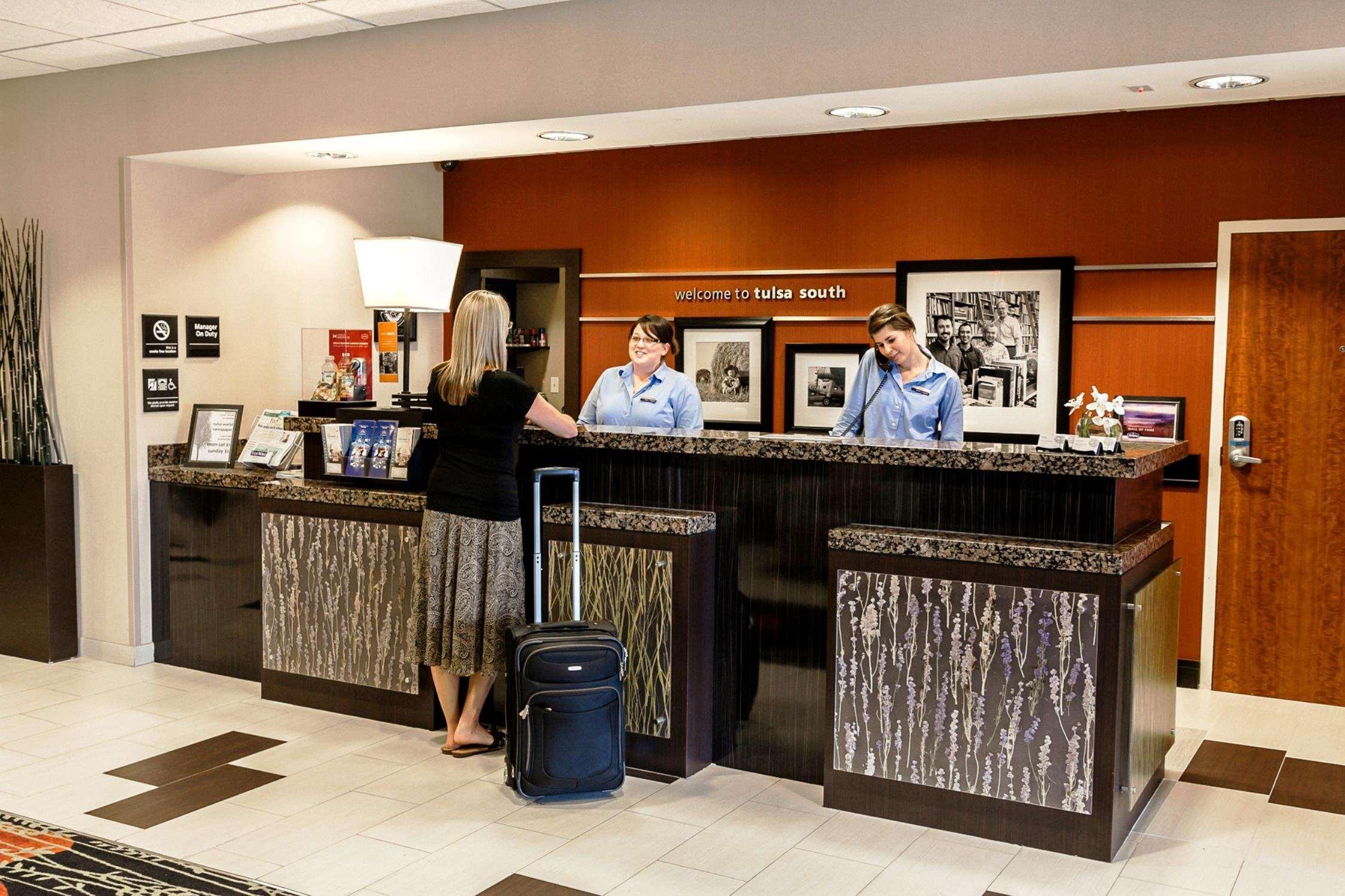 Hampton Inn & Suites Tulsa/Tulsa Hills Zewnętrze zdjęcie